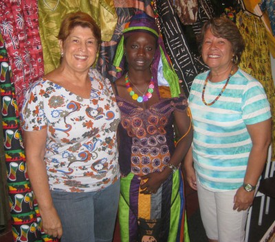 Mércia Maria Leitão e Neide Duarte Mércia Maria Leitão e Neide Duarte