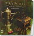 Rosa Belluzzo autografa livro sobre culinária paulista