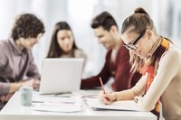 Turma aberta para curso on-line de Preparação e revisão de texto