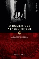Marcio Pitliuk autografa 'O homem que venceu Hitler' nesta segunda em São Paulo