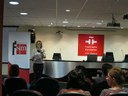 Fundação SM propõe reflexão sobre hábitos de leitura em sala de aula durante Fórum de Leitura em São Paulo