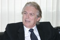 Luciano Bivar comenta fraco crescimento econômico